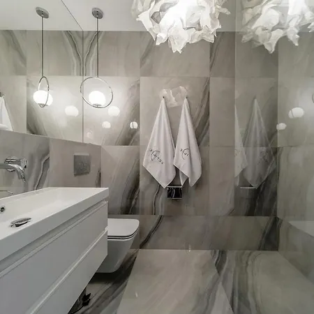Eclipse Silver Apartman *